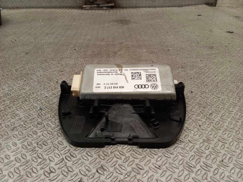 Windshield/windscreen camera – Audi A6 Allroad C6 (2006-2011)