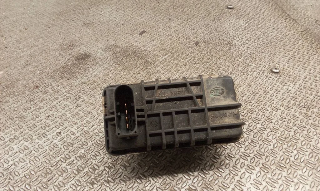 Turbine electric control actuator 6NW008412
