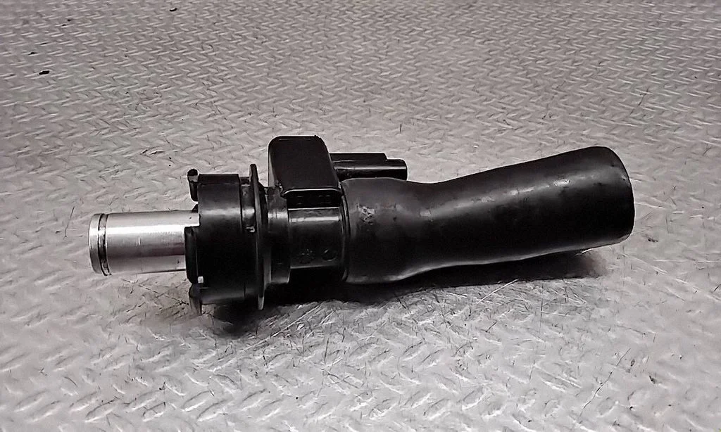 Breather hose sensor HSR23251