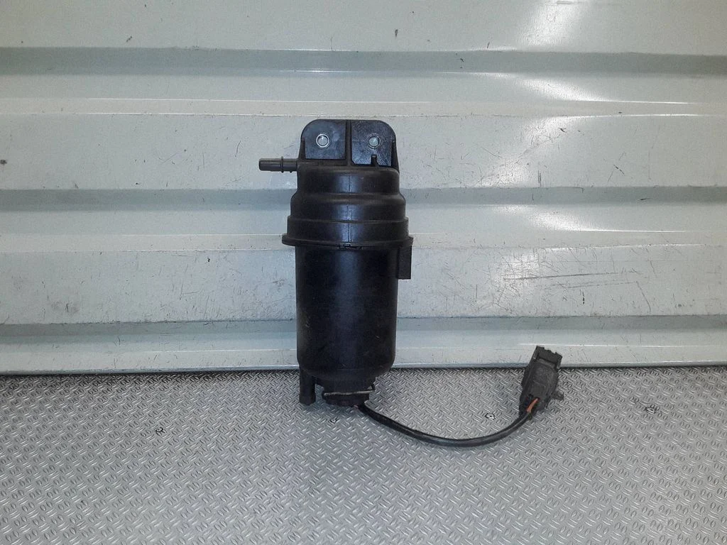Obudowa filtra paliwa – Iveco Daily 4th gen (2006-2011)