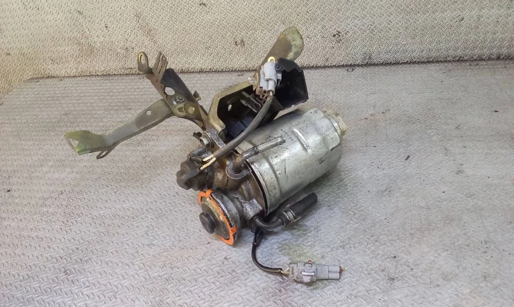 Degvielas filtra korpuss – Toyota Avensis T250 (2006-2009)