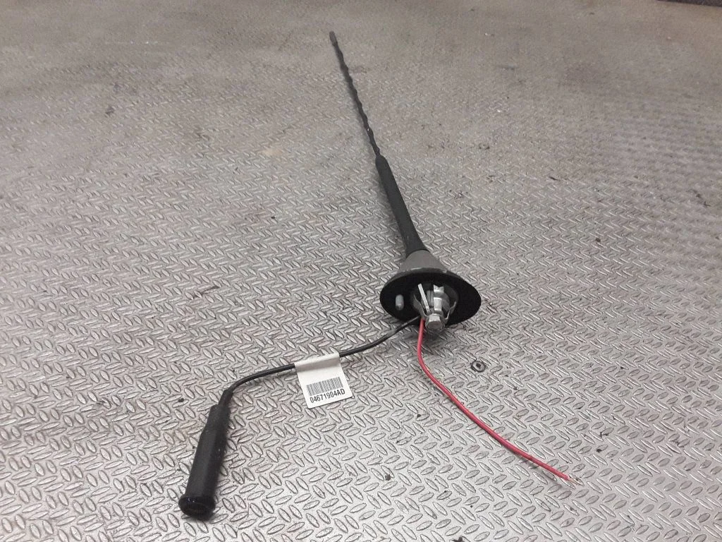 Antena radiowa 04671904AD