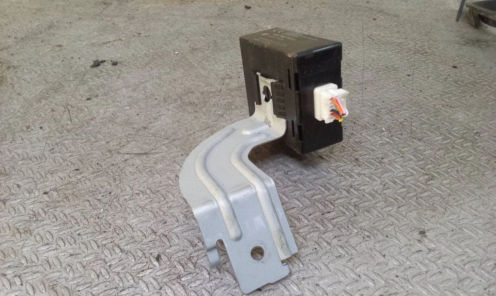 Tire pressure control unit TWD1G791