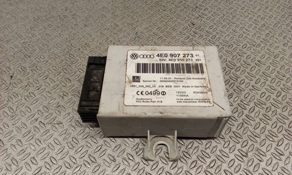 Tire pressure control unit – Audi A8 S8 D3 4E (2002-2009)