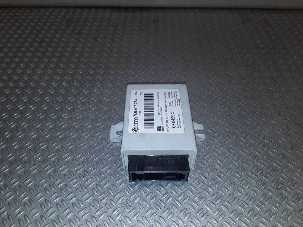 Tire pressure control unit 7L6907273