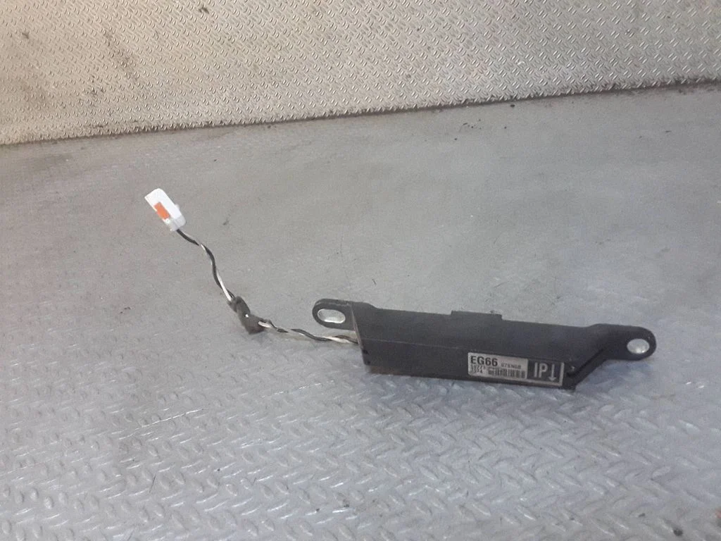 Antenas vadības bloks EG66676N0B