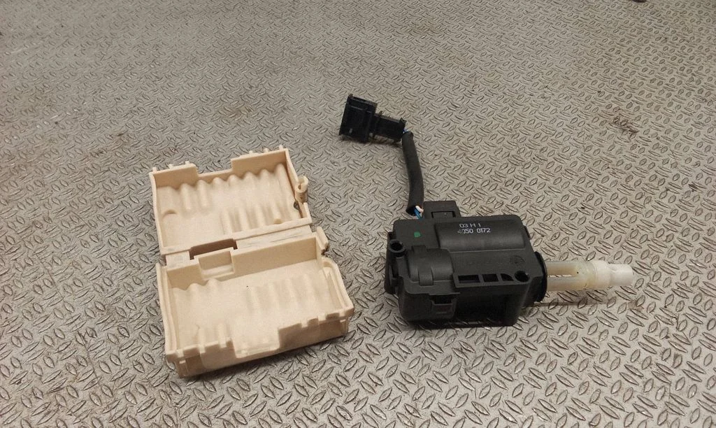 Curtain motor