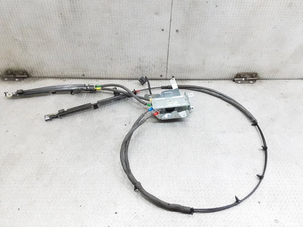 Curtain motor – BMW 5 Series F10 F11 (2009-2016)
