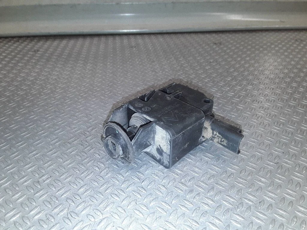 Kütusepaagi korgi luku mootor – Citroen C4 Grand Picasso (2013-2018)