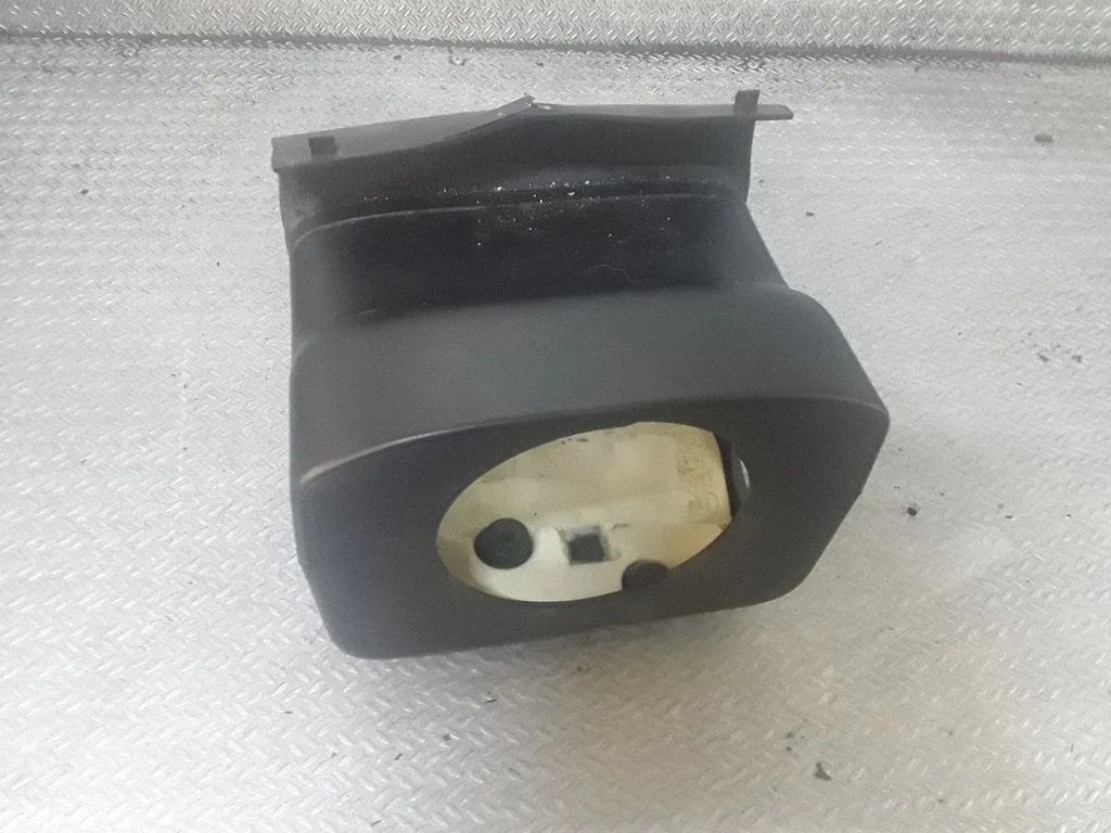 Steering wheel trim