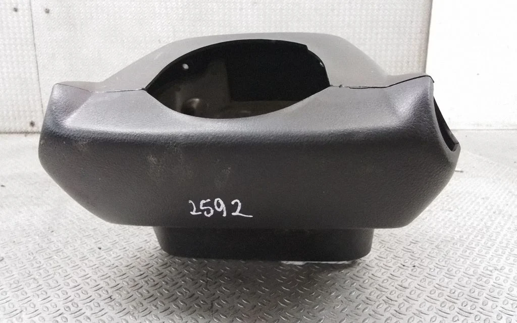 Steering wheel trim
