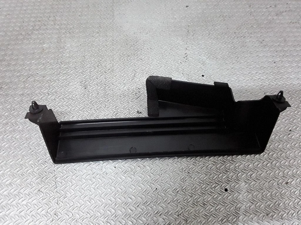 Uchwyt wzmacniacza audio EG25669B0