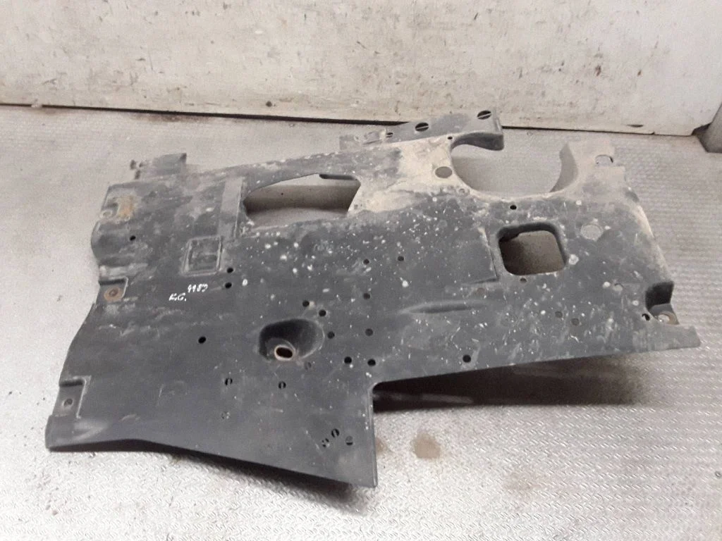 Side bottom protection – rear left