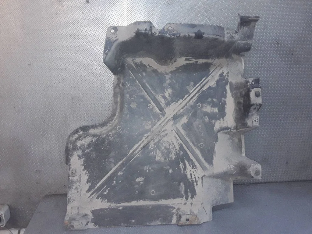 Külgmine põhjakaitse 7H3825211B