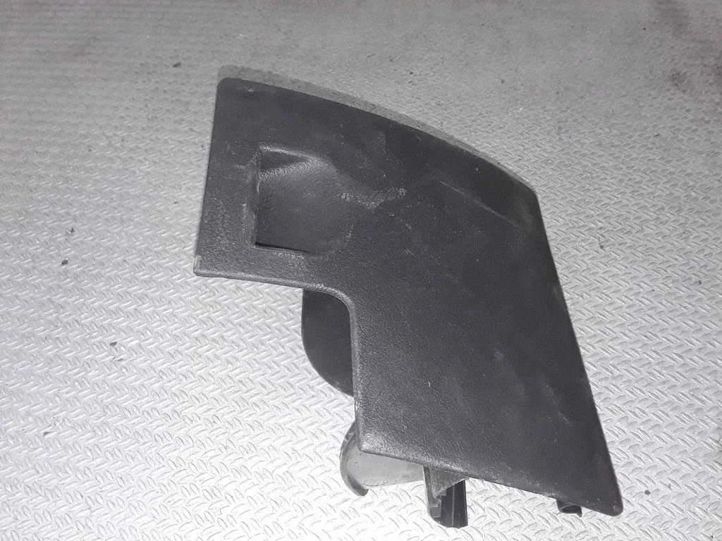 Front trunk storage compartment 9644583677