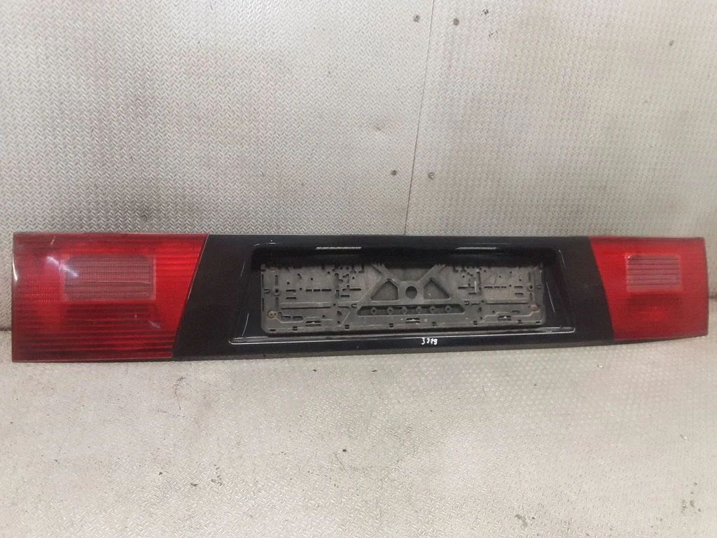 Rear light center trim bar blend MT4964579