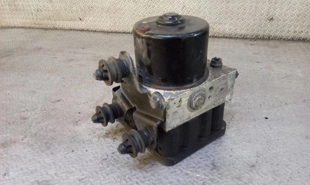 ABS-plokk – Volkswagen Touran I (2003-2010)