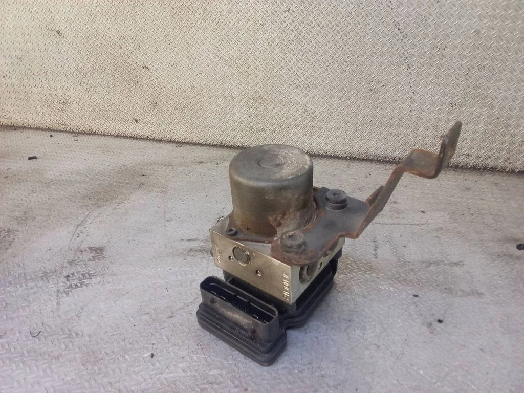 ABS-plokk 589200Z200