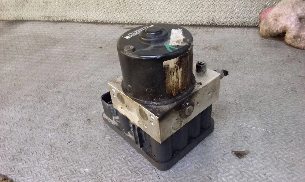 ABS-plokk – Ford Kuga I (2008-2012)