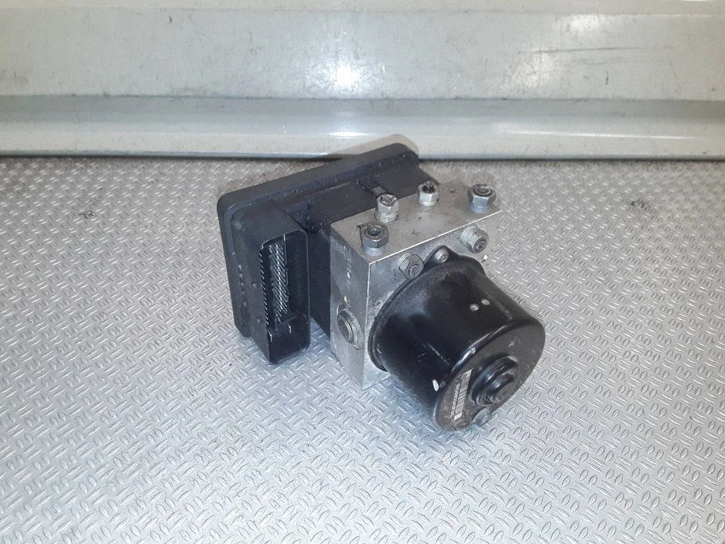 ABS-plokk – Volvo C30 (2007-2010)