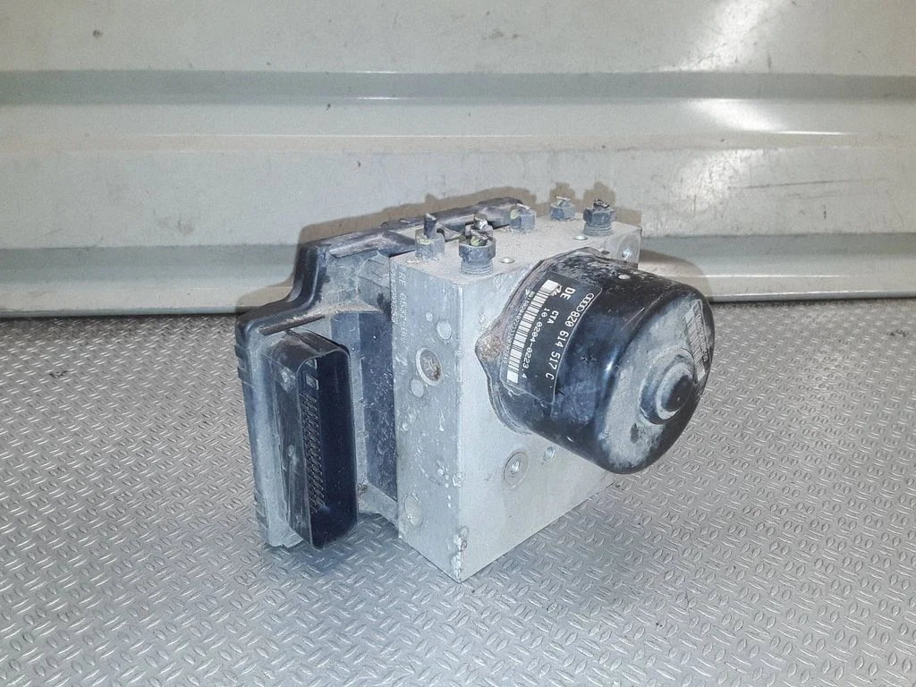 ABS bloks 8Z0614517C