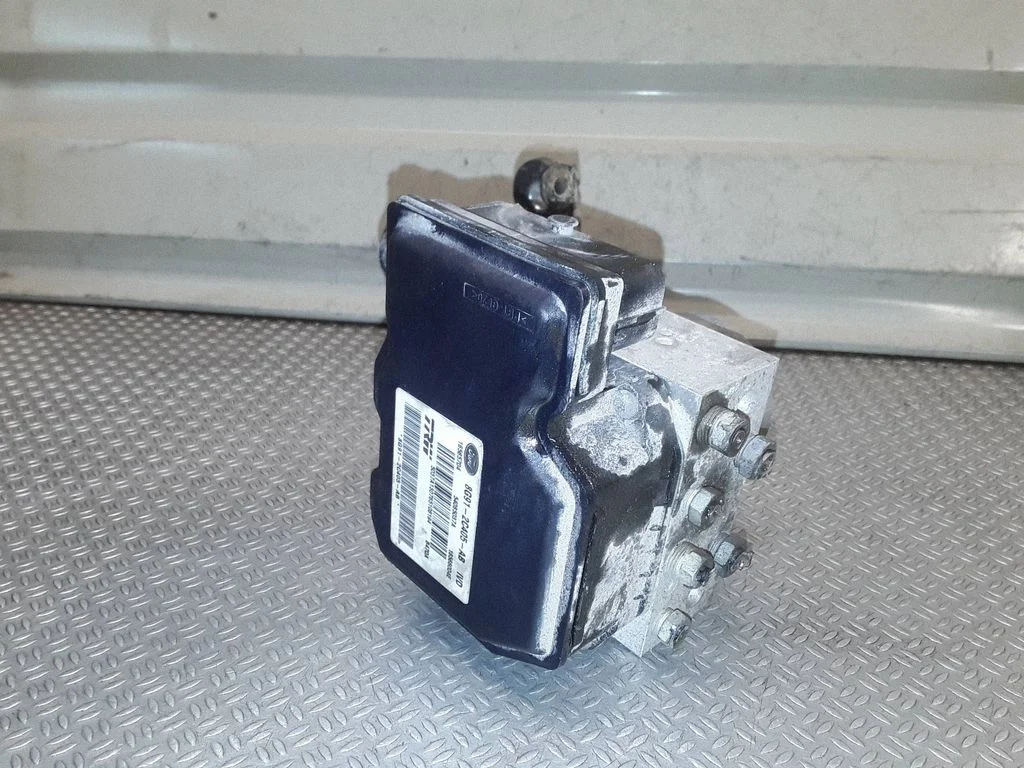 ABS bloks 8G912C405AB