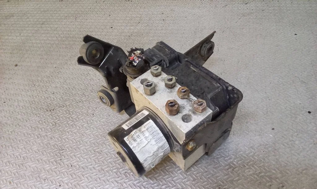 Pompa ABS 13316697