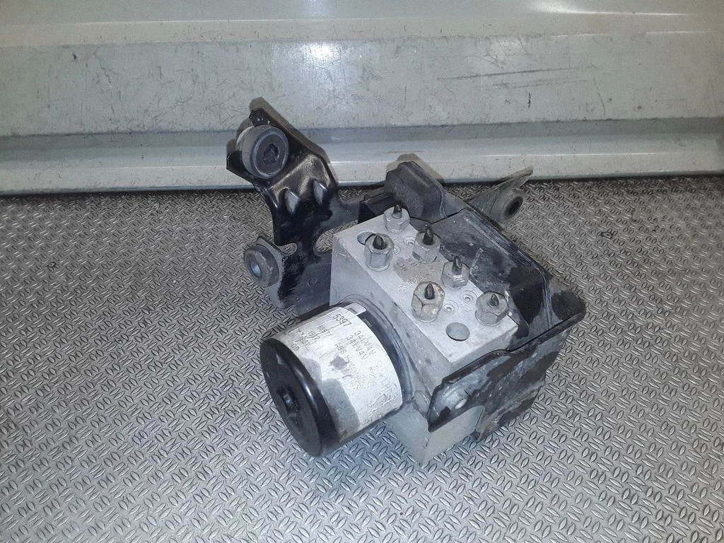 Pompa ABS 13316697