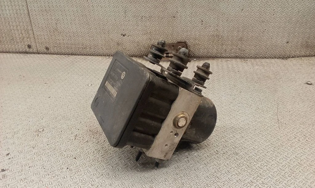 ABS block – Volkswagen Touran I (2003-2010)