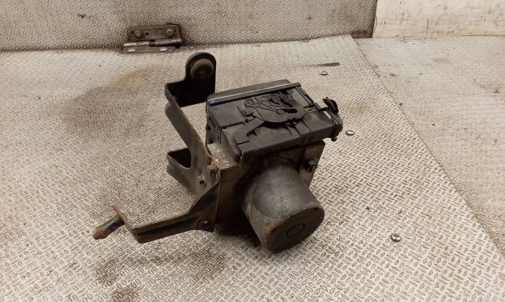 ABS block 8C112C405AB