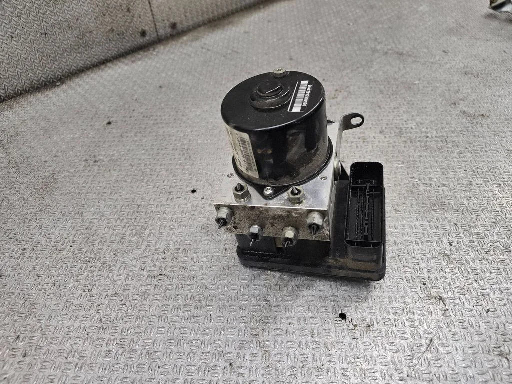 ABS block – BMW 1 Series E81 E87 (2004-2011)