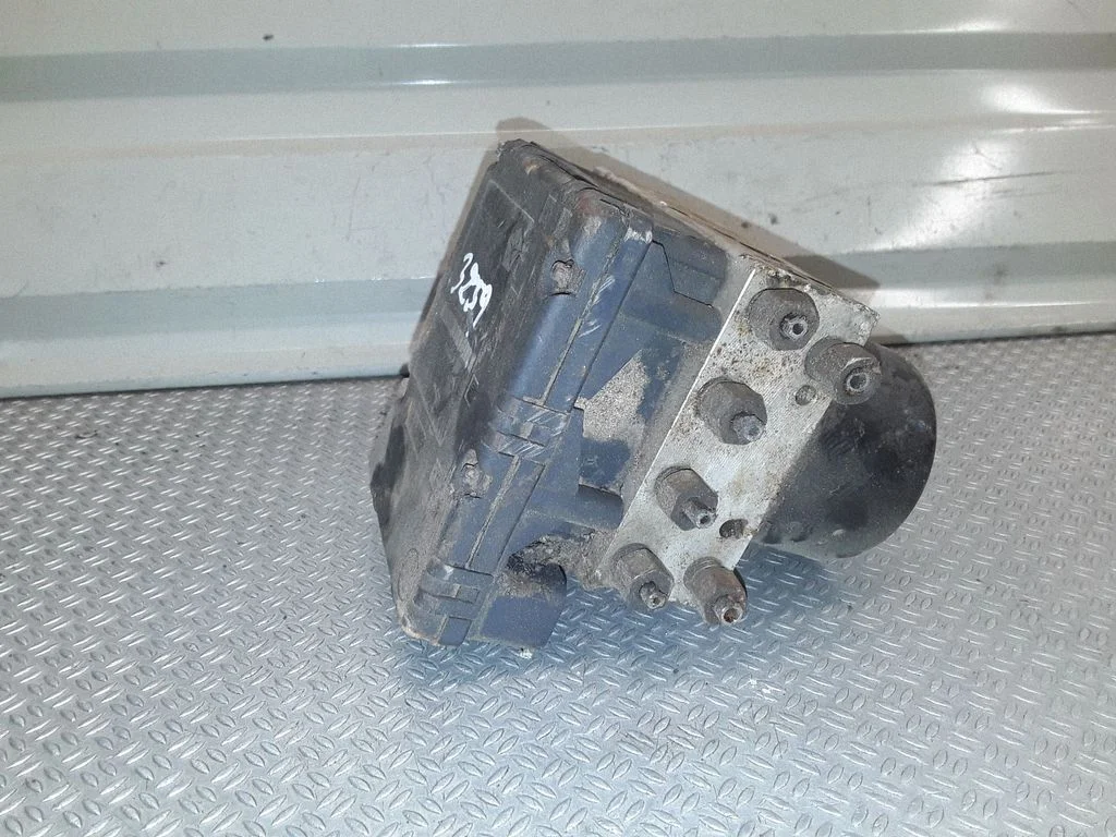 ABS block 04683932ABA