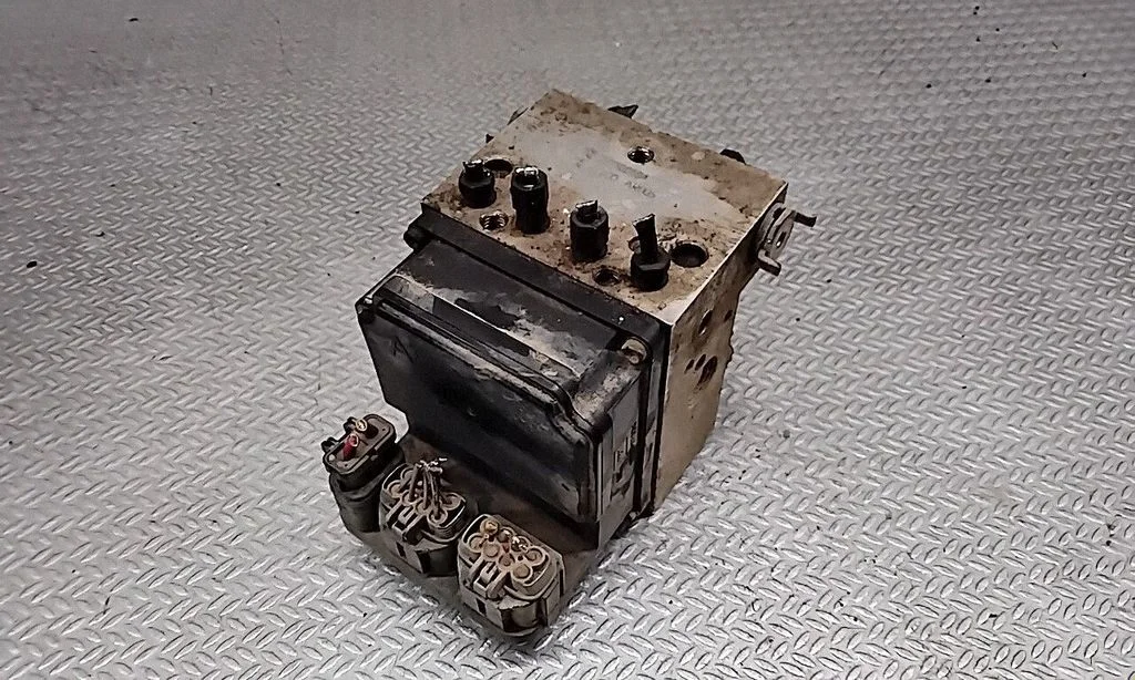 ABS block 47600AR005