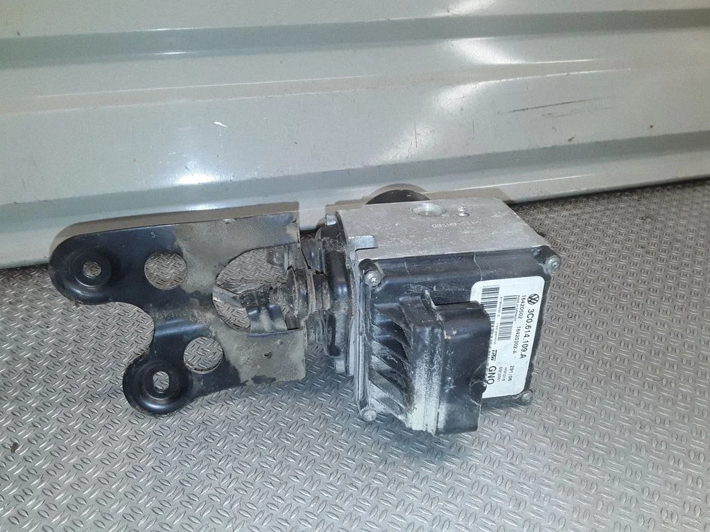 ABS block – Volkswagen Passat B6 (2005-2010)
