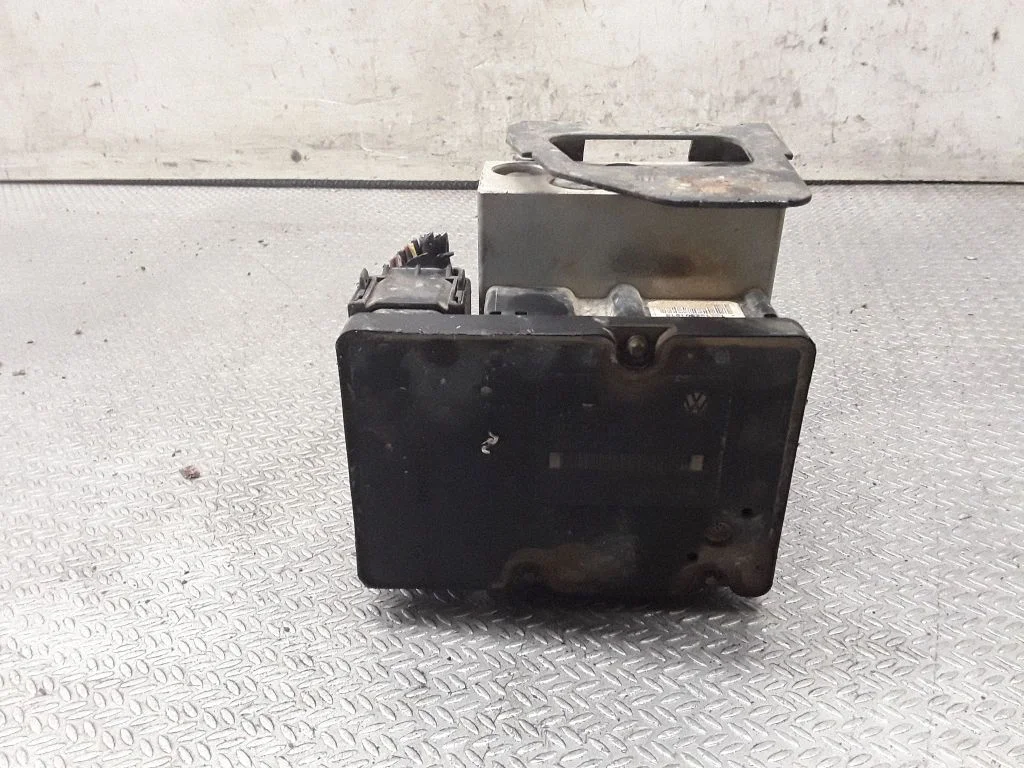 ABS bloks 7M3907379E