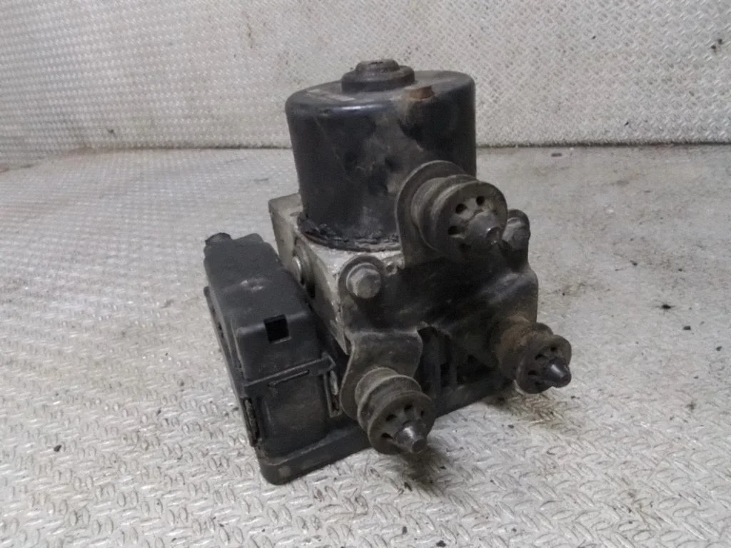ABS block – Skoda Octavia Mk2 (1Z) (2004-2013)