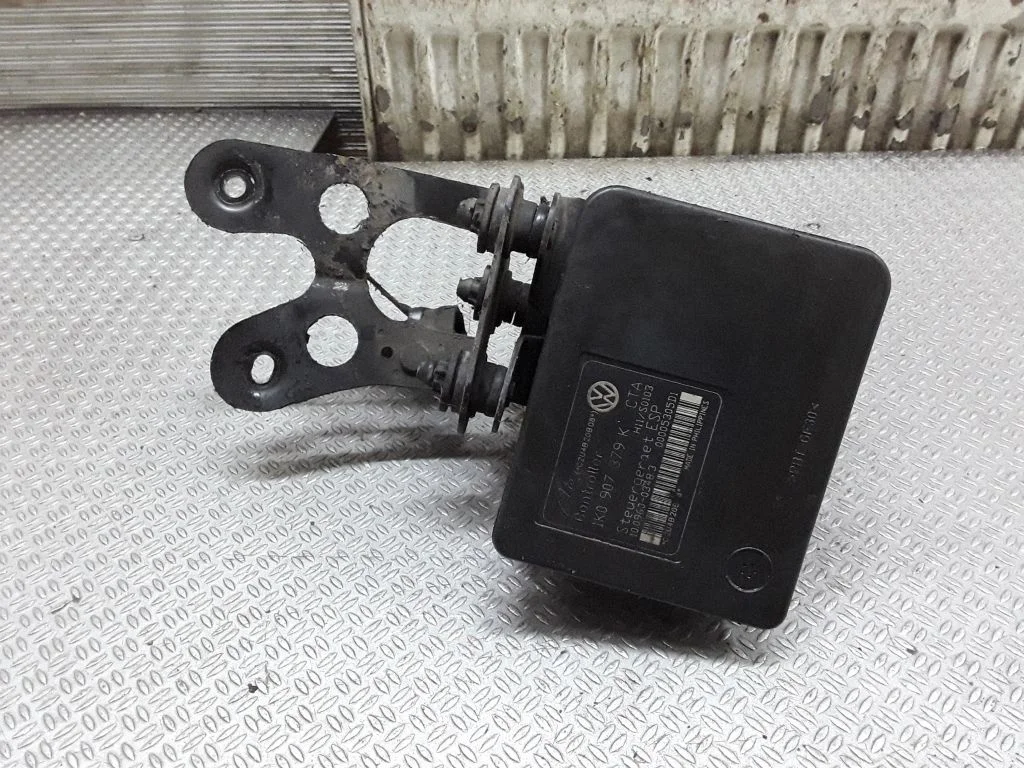 ABS block – Volkswagen Touran I (2003-2010)