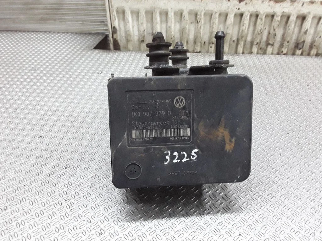 ABS block 1K0907379D