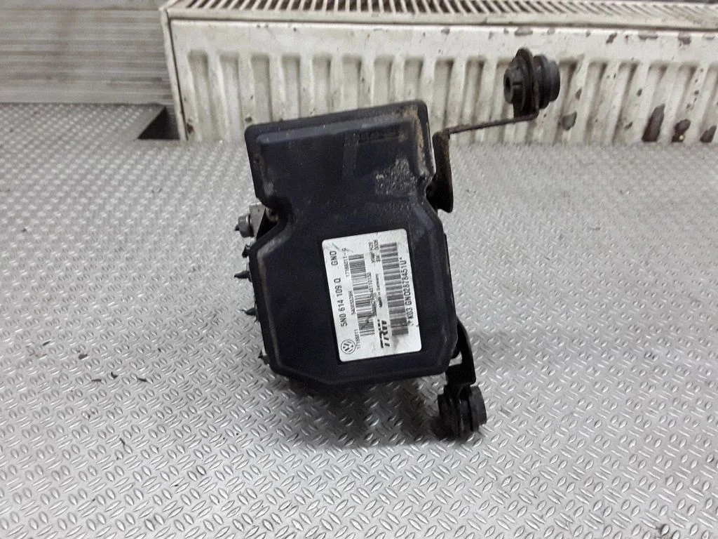 Pompa ABS 5N0614109Q