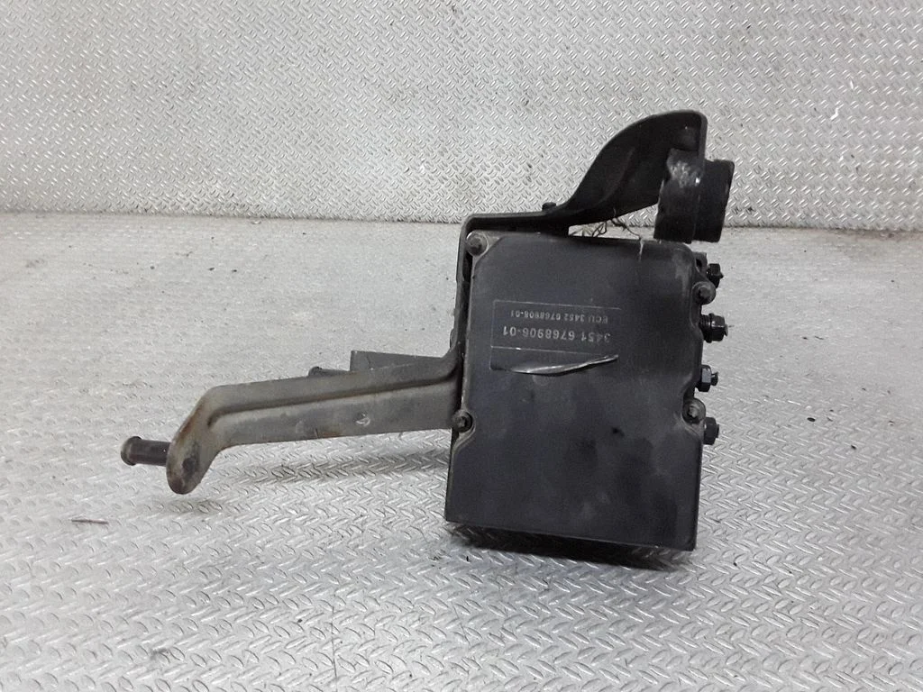 ABS-plokk – BMW 5-seeria E60 E61 (2004-2010)