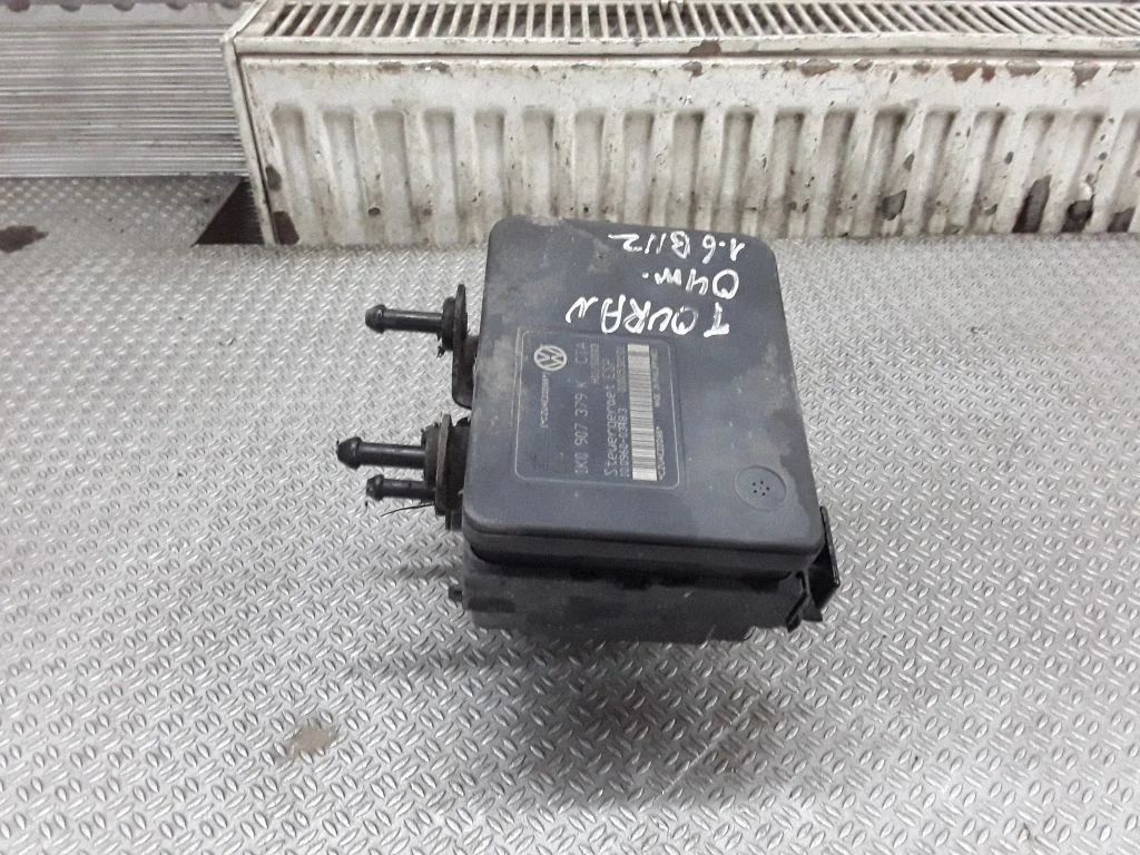 ABS block – Volkswagen Touran I (2003-2010)