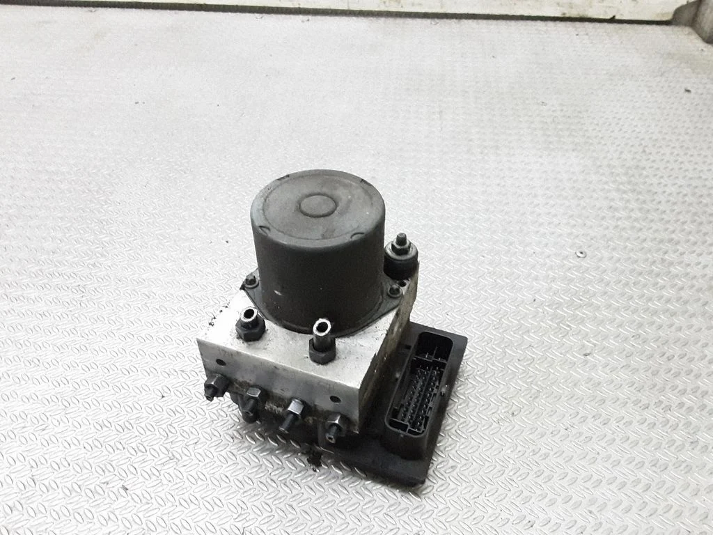 ABS bloks – Audi A4 S4 B7 8E 8H (2005-2008)