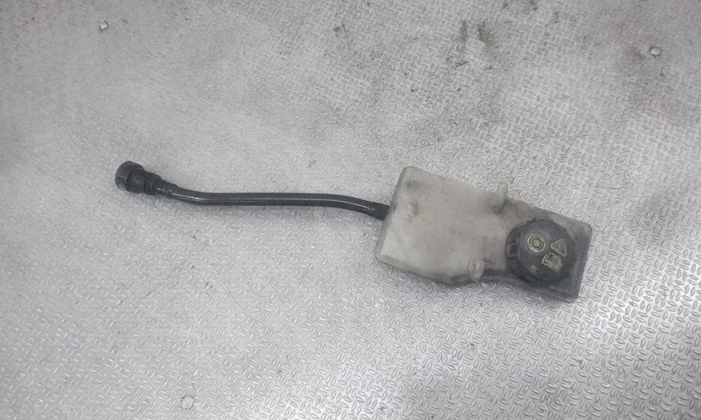 Brake fluid reservoir 03350886381