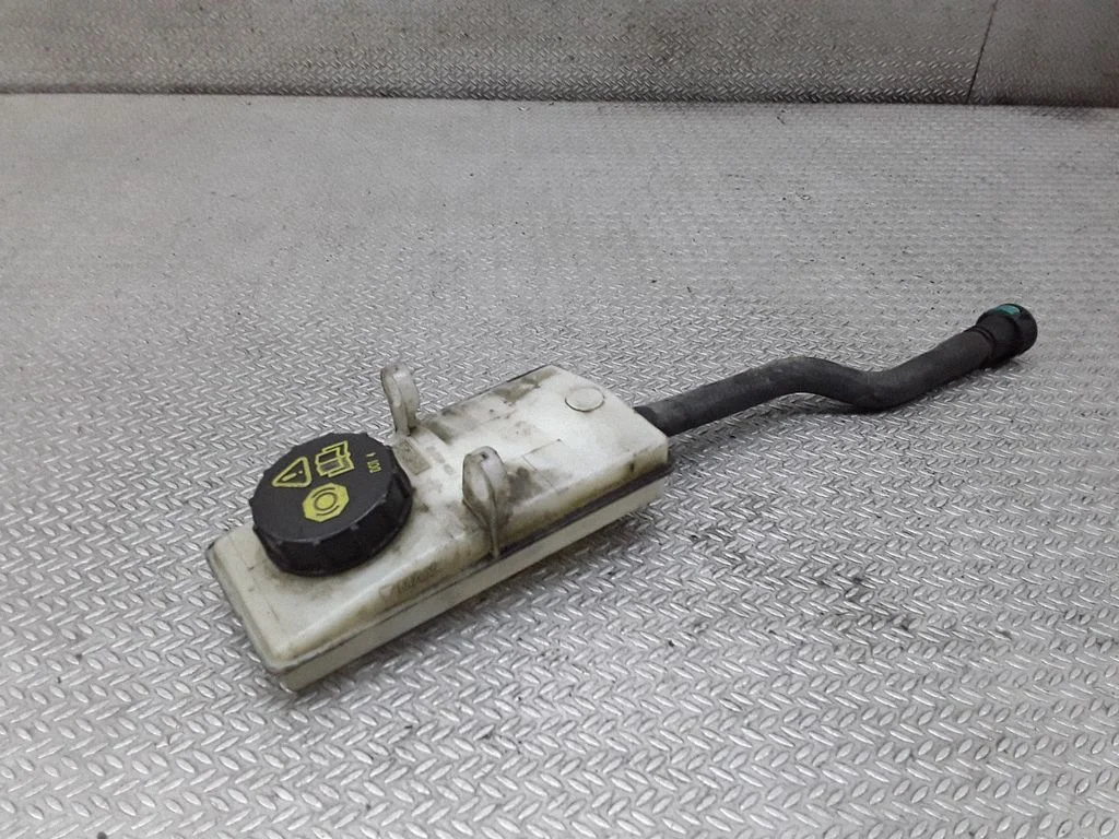 Pidurivedeliku paisupaak – Ford S-MAX (2006-2015)