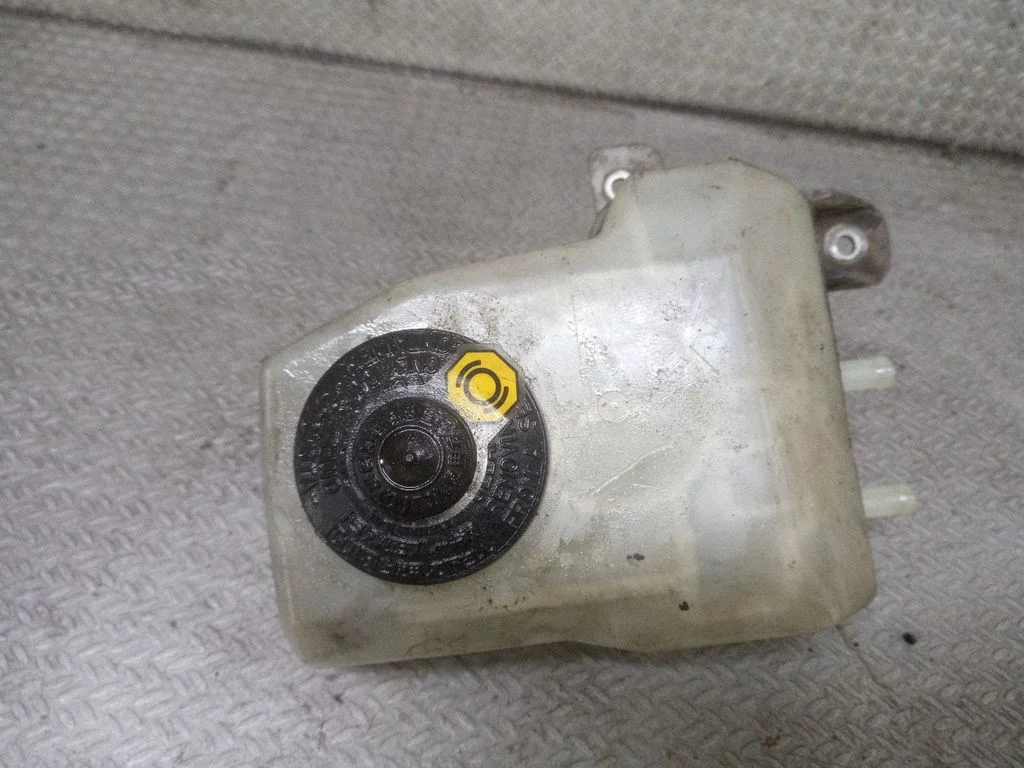 Brake fluid reservoir 13231140120