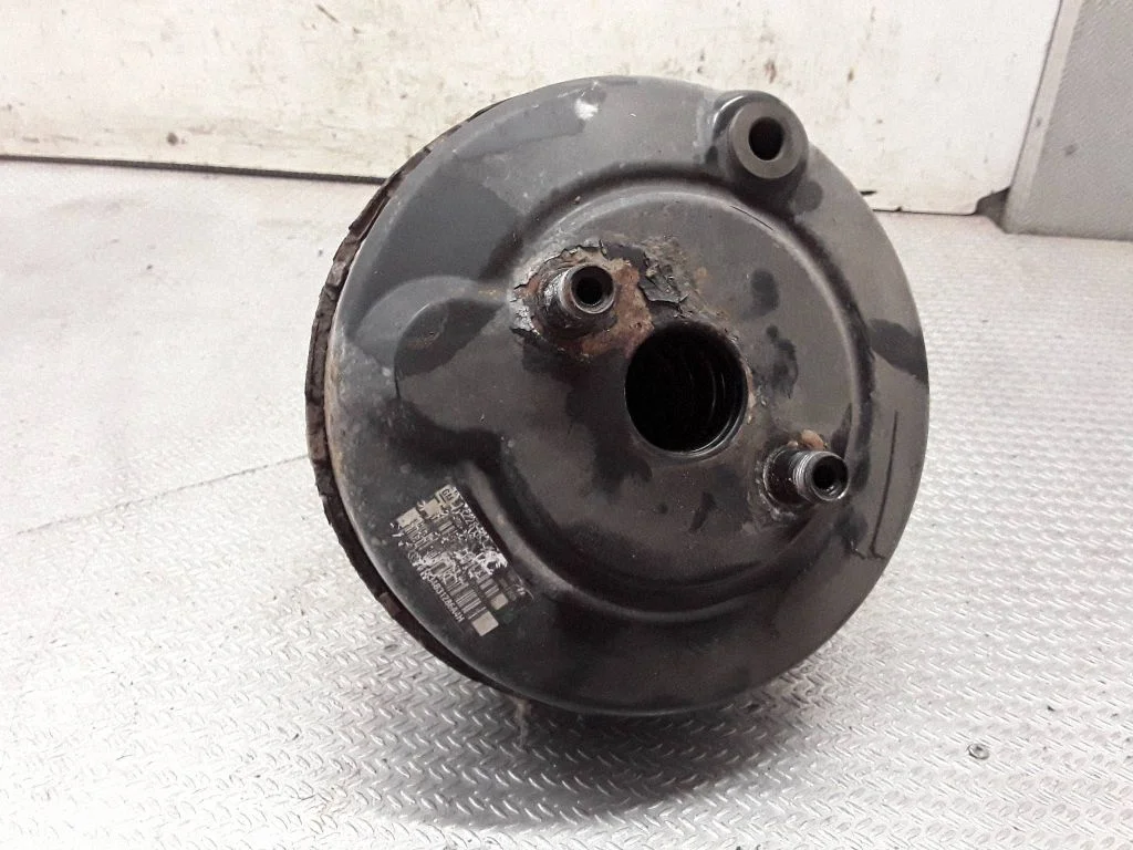 Brake booster 13228183