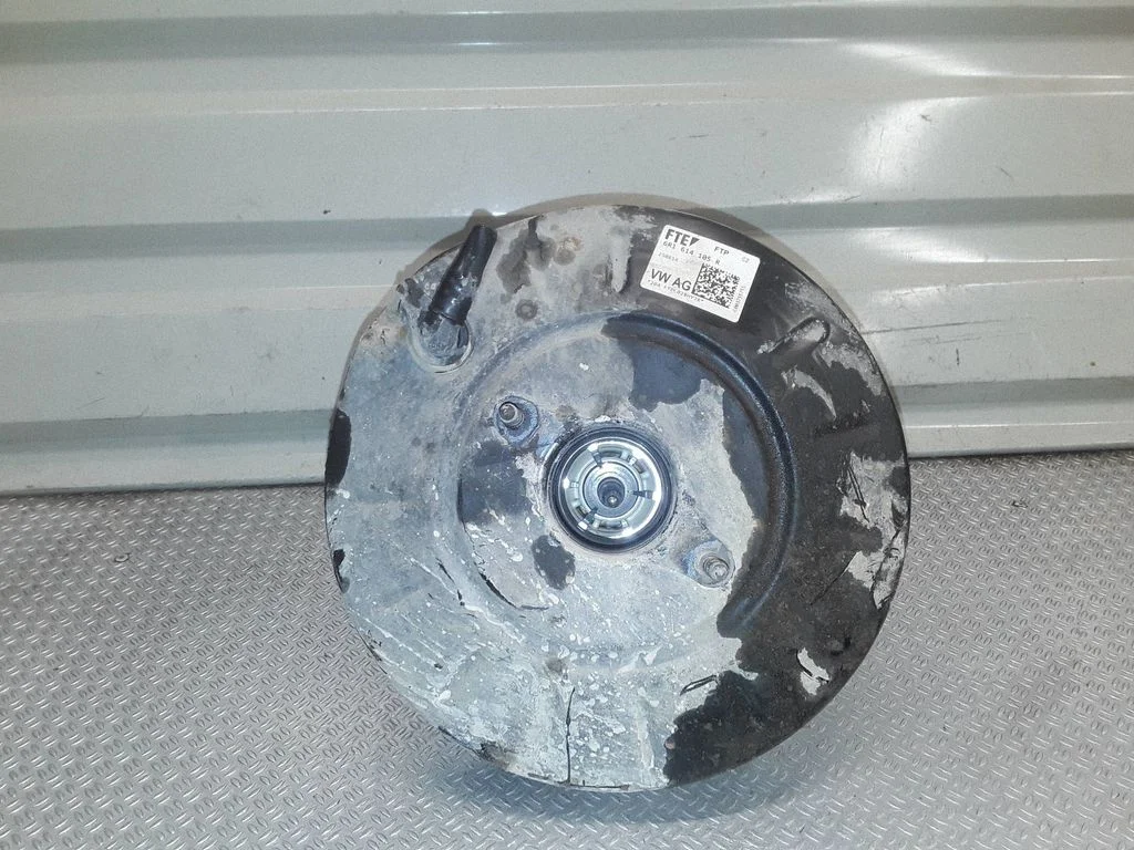 Serwo hamulcowe 6R1614105R