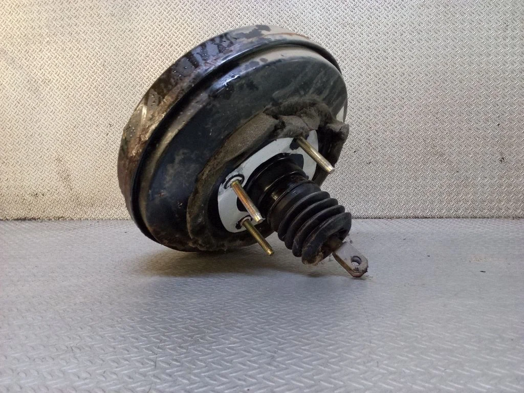 Brake booster 9649329580