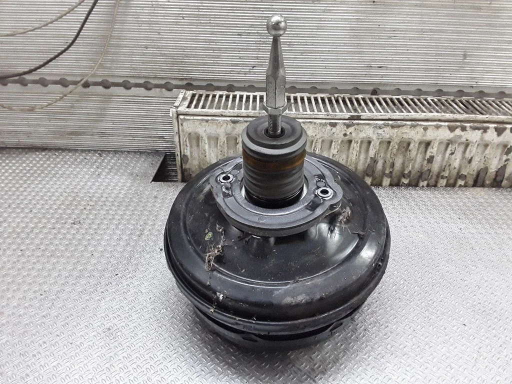 Piduri vaakumvõimendi 3D1612105B