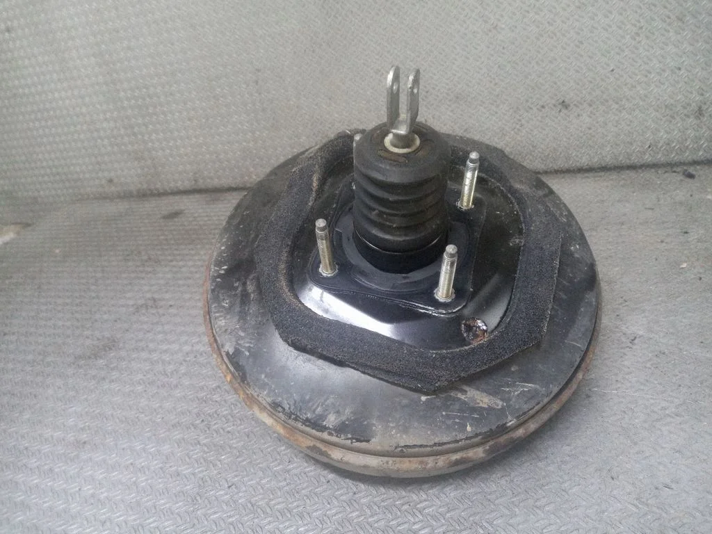 Piduri vaakumvõimendi 9683915980